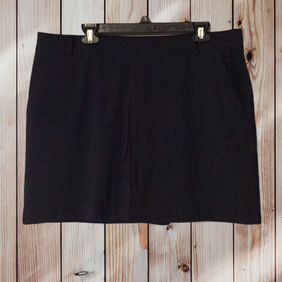 Jockey Dresses & Skirts - JOCKEYS WOMENS GOLF SKORT